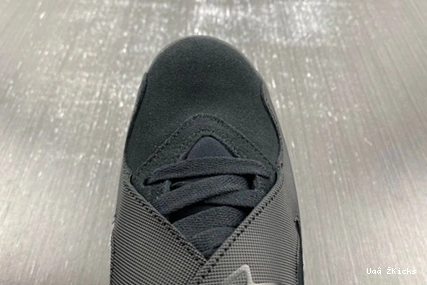 658 Retro Jordan Classic Winterized 8 FD1334-001 Gunsmoke 0928
